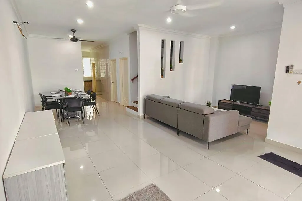 Setia Alam Convention Center Spacious House Shah Alam